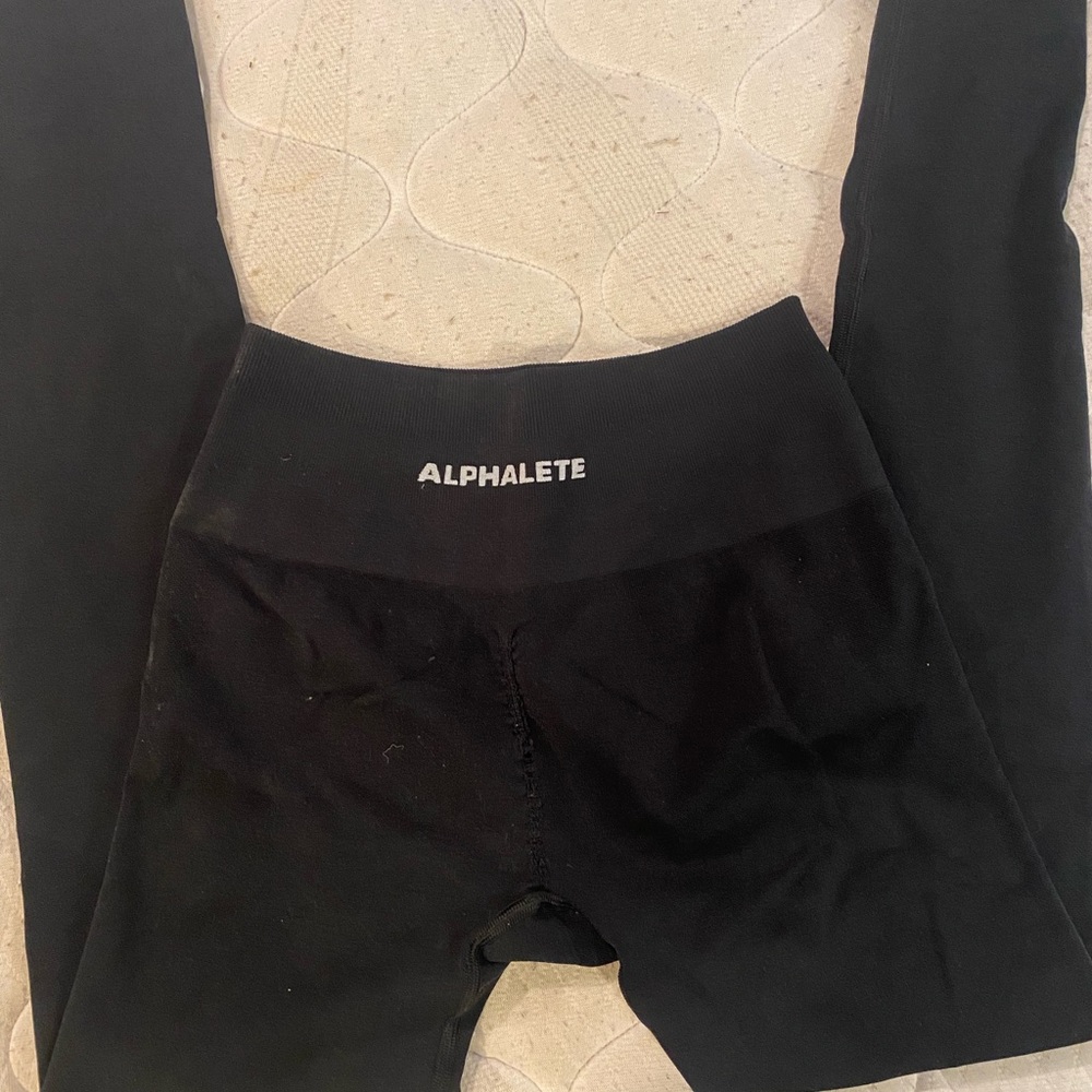 ***PLEASE READ*** Amplify black leggings